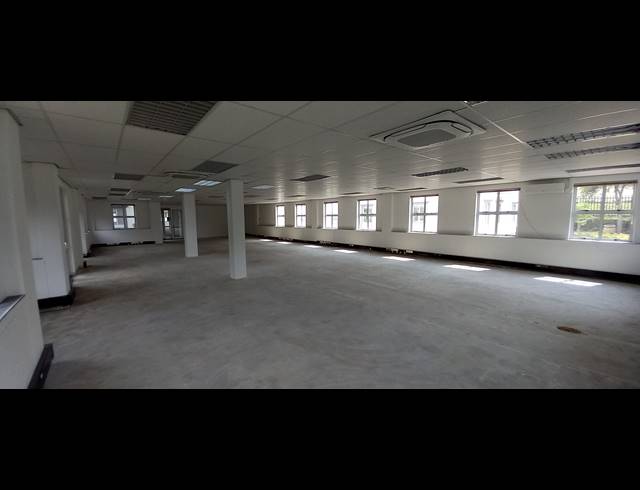 281M² OFFICE TO LET IN BRYANSTON